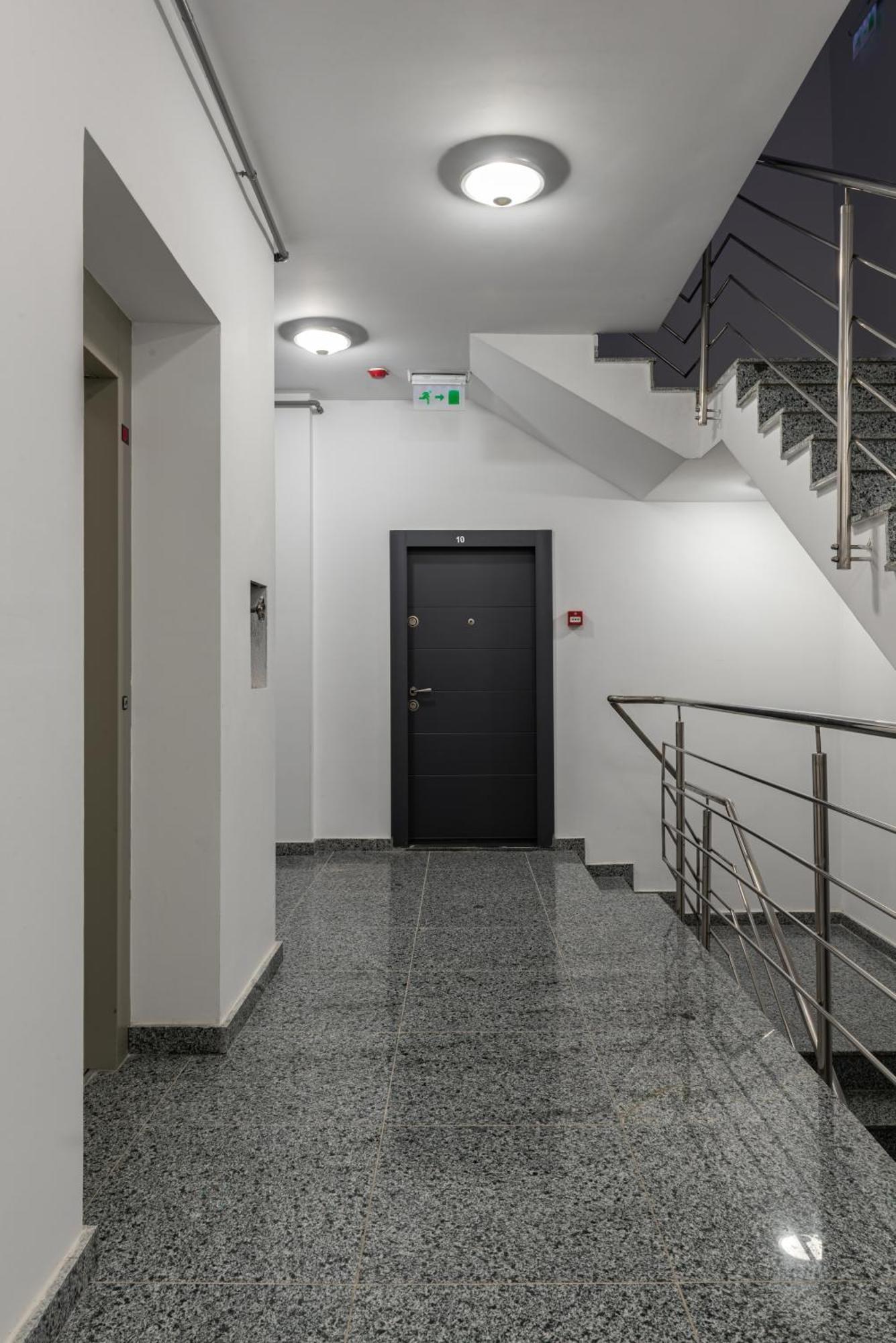 Clujstays Bright Central Apartment Bagian luar foto