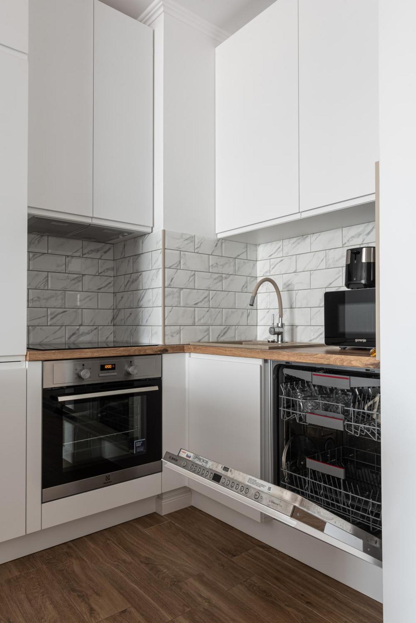 Clujstays Bright Central Apartment Bagian luar foto